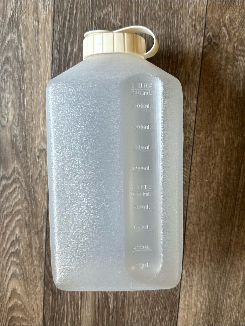 Rubbermaid 2 Quart 64 Oz Servin Saver Drink/Beverage Pitcher/Bottle Vintage